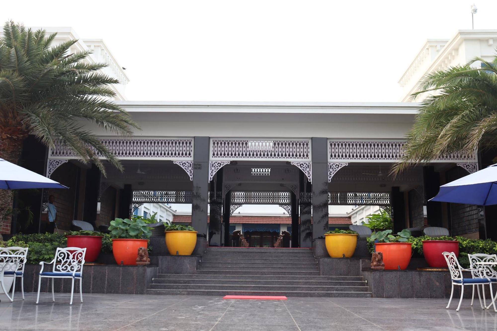 Mayfair Palm Beach Resort Gopālpur Kültér fotó