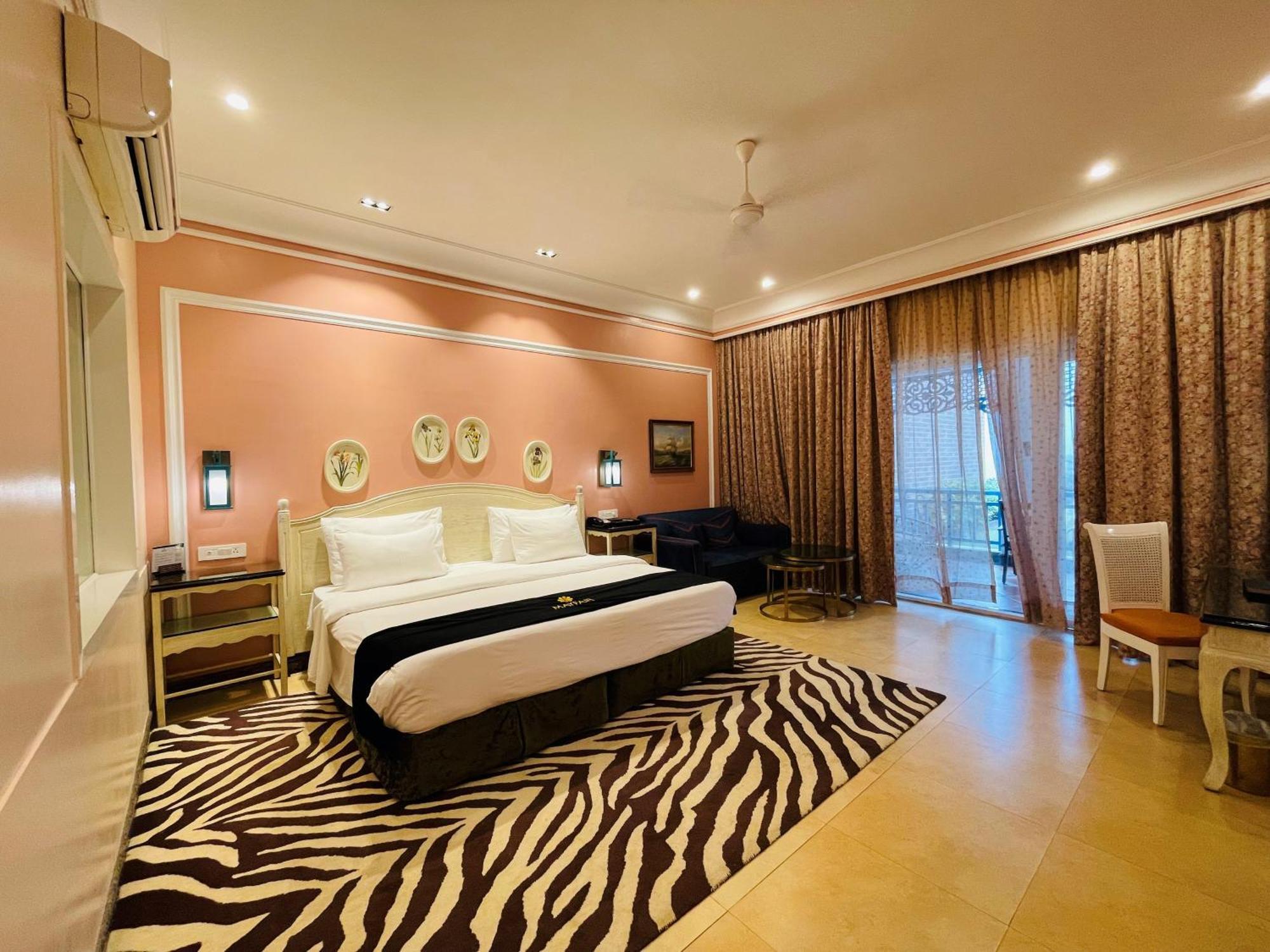 Mayfair Palm Beach Resort Gopālpur Kültér fotó