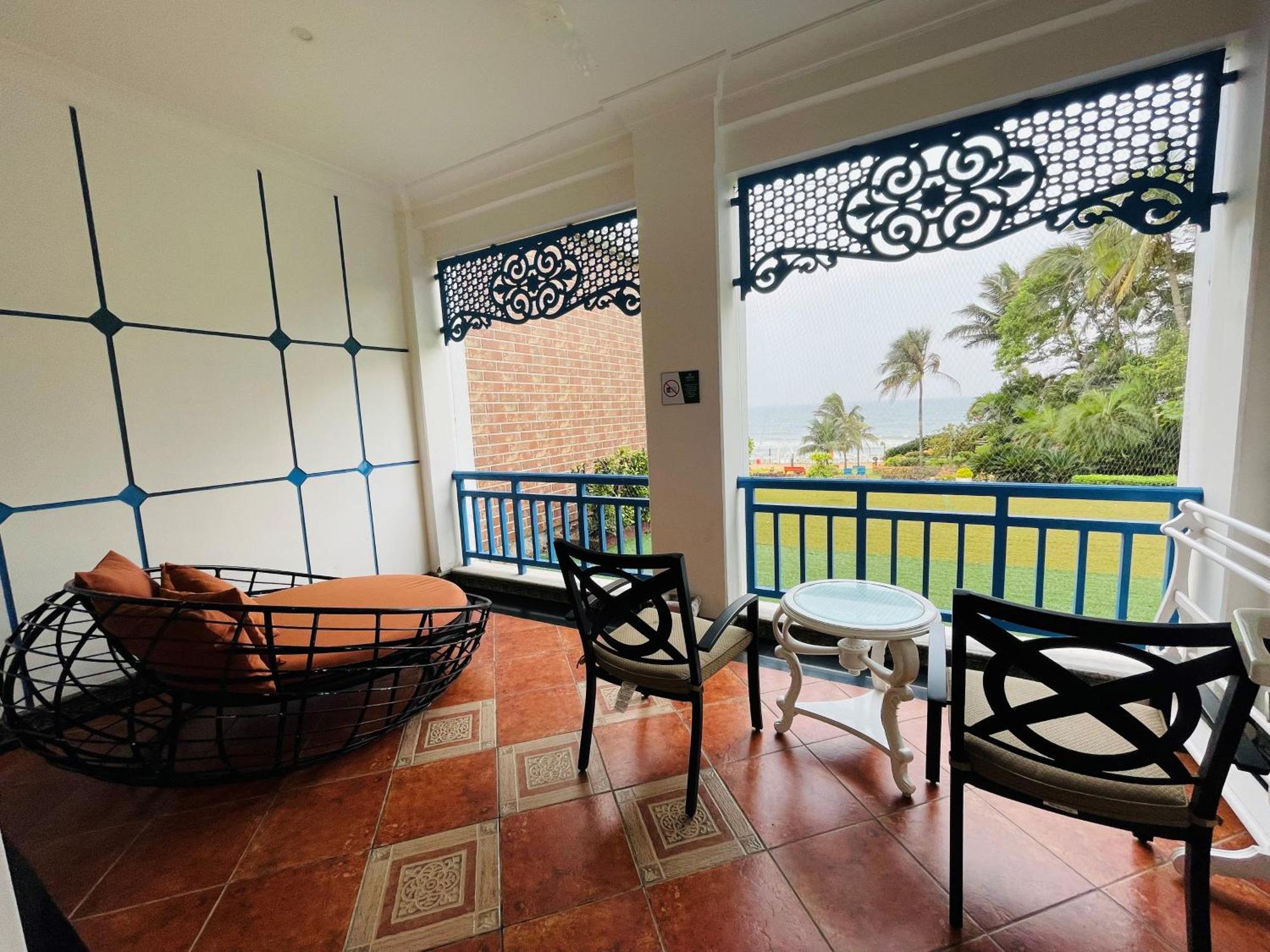 Mayfair Palm Beach Resort Gopālpur Kültér fotó